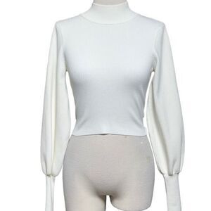 Olivaceous NWT Long Puff Sleeve Open Back Turtleneck Cropped Sweater Small